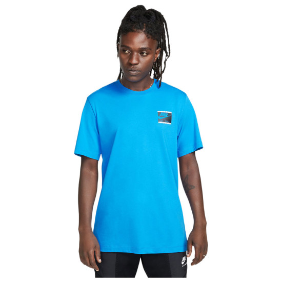 Nike Ανδρική κοντομάνικη μπλούζα Sportswear Air Max Day Nike Ανδρική κοντομάνικη μπλούζα Sportswear Air Max Day